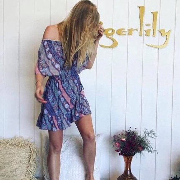 TIGERLILY Lagunas Lilac Mauve Print Off The Shoulder Mini Dress - Picture 9 of 16